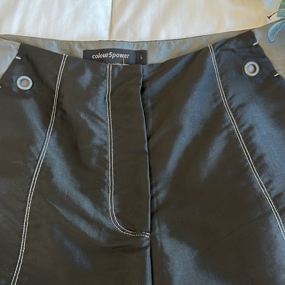 Colour 5 Power Sleek Capris - L - Picture 2 of 7